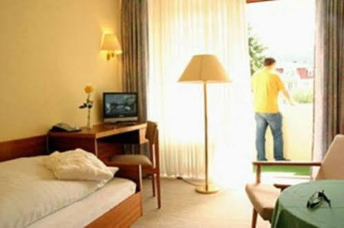 Hotel Schober Am Kurpark Bad Salzschlirf Exteriör bild